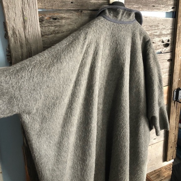 VINTAGE handmade grey wool cape plus size - Picture 9 of 9